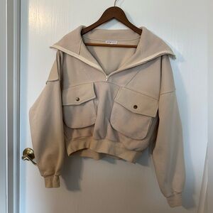 AEMI + CO Cropped Sherpa Quarter Zip Pullover S | Beige | Cozy